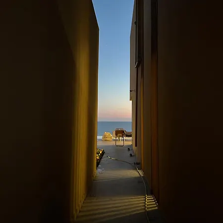 Sky At Coast فيلة